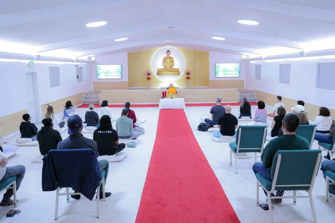 วัดพระธรรมกายจอร์เจีย จุดประกายสันติสุขภายใน ชาวอเมริกันหลงรักการนั่งสมาธิ