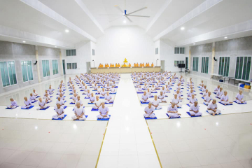 ศูนย์อบรมเยาวชนลาดหลุมแก้ว จัดพิธีตัดปอยผม-พิธีฝากตัวเป็นศิษย์