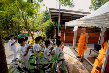 ศูนย์ปฏิบัติธรรมแก้วภูเรือ จัดกิจกรรมอบรมแก่นาคยุวธรรมทายาท