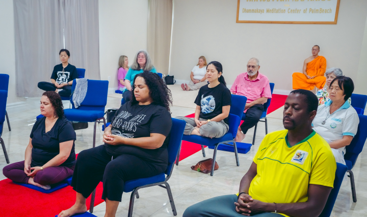 วัดพระธรรมกายปาล์มบีช จัดกิจกรรม Mindful Relaxation Meditation