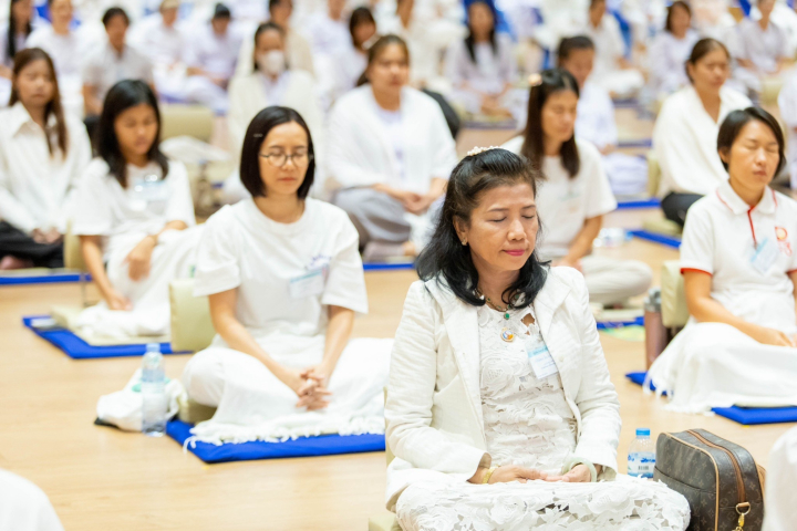 ชพส.จัดโครงการปฏิบัติธรรมครู รุ่นที่ 1