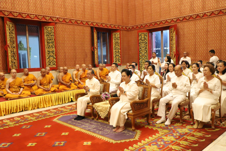พุทธศาสนิกชนชาวปทุมธานี ร่วมงานวันมาฆบูชา ณ วัดประยูรธรรมาราม