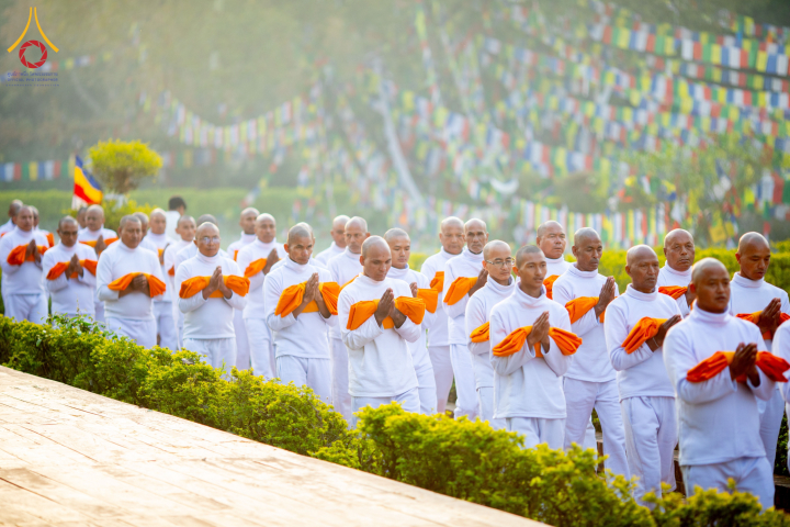 วัดไทยลุมพินี เนปาล-วัดพระธรรมกาย จัดบวชสามเณรท้องถิ่นเนปาล 500 รูป ถวายเป็นพุทธบูชา-ถวาย ‘พระบาทสมเด็จพระเจ้าอยู่หัว’