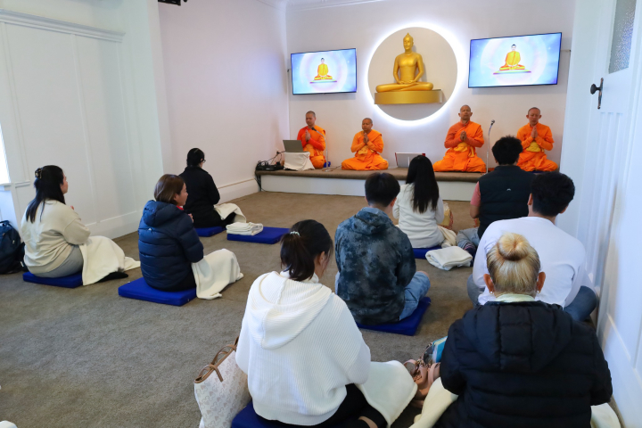 วัดพระธรรมกายดันนีดิน จัดงานบุญวันอาทิตย์