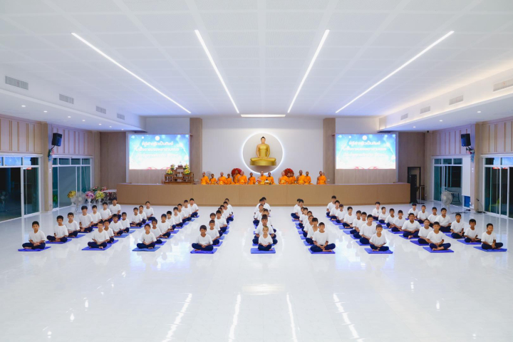 ศูนย์ปฏิบัติธรรมภาคใต้ จัดพิธีฝากตัวเป็นศิษย์