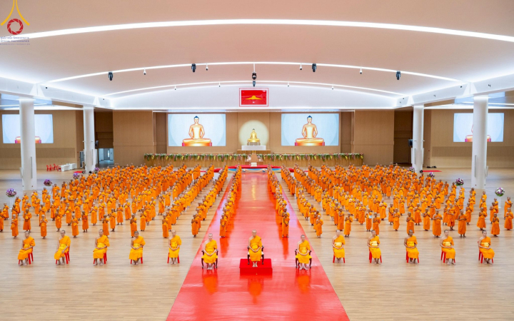 เยาวชน 8,000 คนเข้าร่วม ปิดเทอมเติมธรรม วัดพระธรรมกายจัดบรรพชาสามเณรทั่วไทย สร้างพลังสืบสานพระพุทธศาสนา
