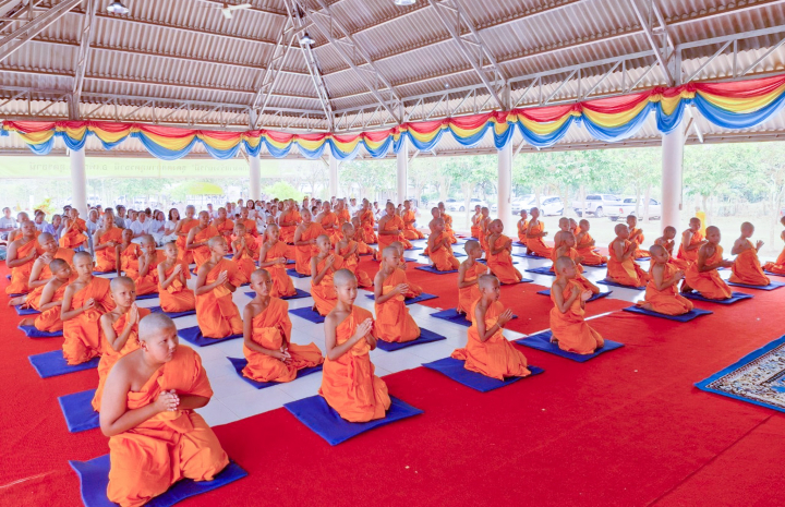 ธุดงคสถานอุดรธานี จัดพิธีขอขมา พิธีบรรพชาสามเณร