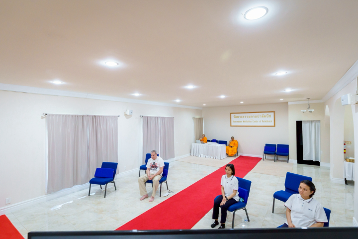 วัดพระธรรมกายปาล์มบีช จัดปฏิบัติธรรมชาวท้องถิ่น
