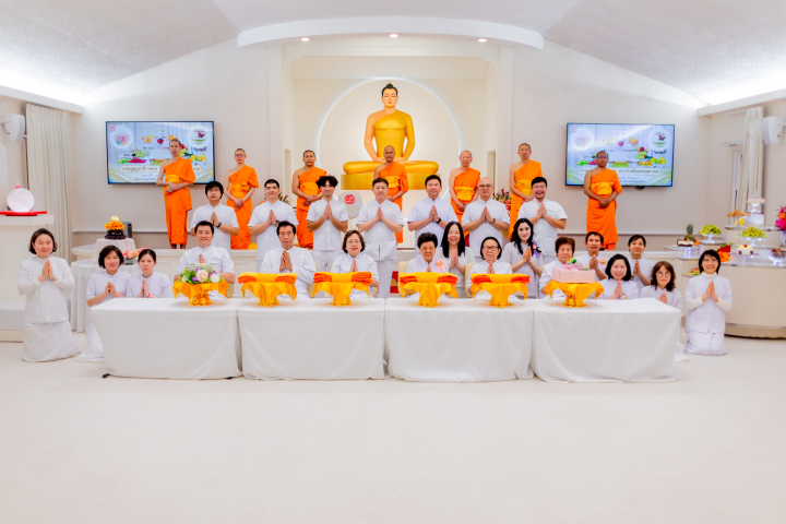วัดพระธรรมกายนิวเจอร์ซี จัดงานบุญบูชาข้าวพระ