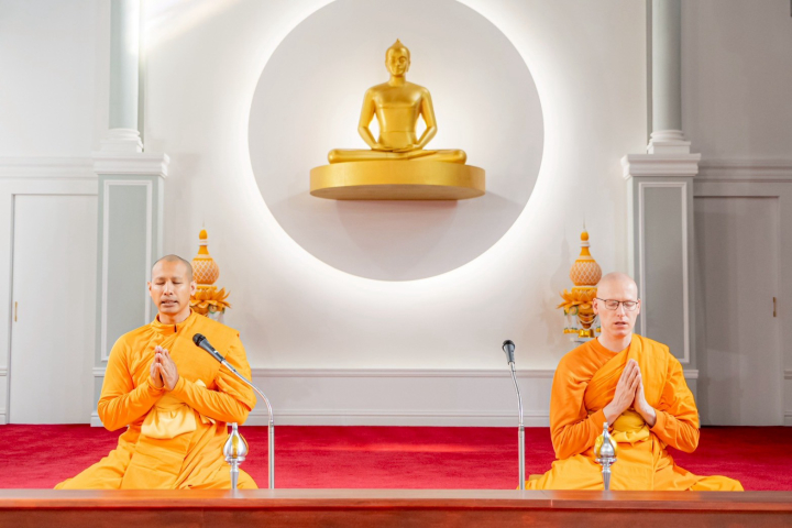 วัดพระธรรมกายเนเธอร์แลนด์ จัดงานบุญวันวิสาขบูชา