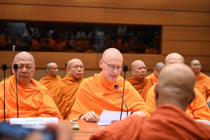 Thai sanghas in Europe organize Vesak Dayâs activities at Geneva.