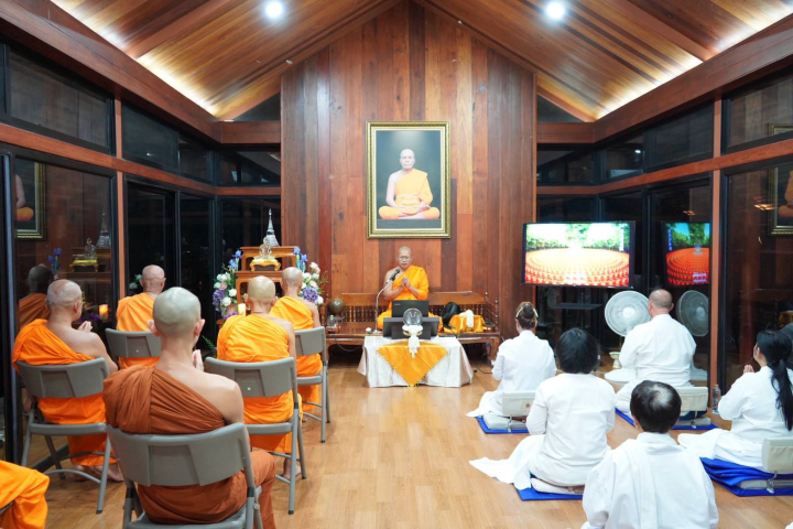 ศูนย์ปฏิบัติธรรมเเก้วภูเรือ จัดโครงการปฏิบัติธรรมสุขจังเลย