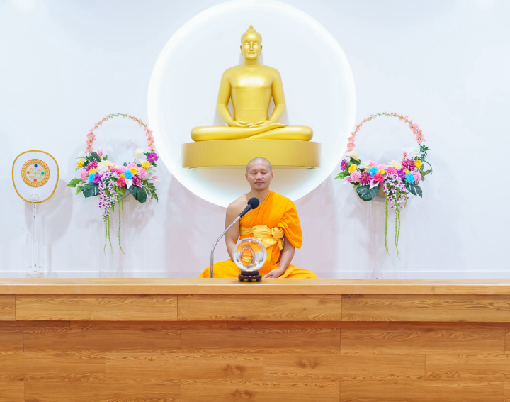 วัดพระธรรมกายปาล์มบีช จัดปฏิบัติธรรมชาวท้องถิ่น