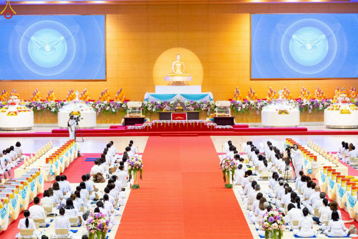 วัดพระธรรมกาย จัดพิธีบูชาข้าวพระ และงานบุญเนื่องในวันสมาธิโลก