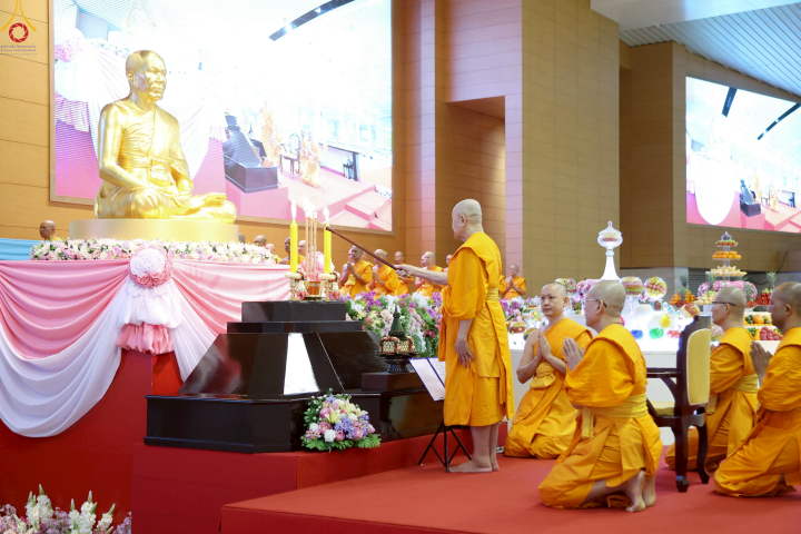 วัดพระธรรมกาย จัดกิจกรรมงานบุญเนื่องในวันครูผู้ค้นพบวิชชาธรรมกาย