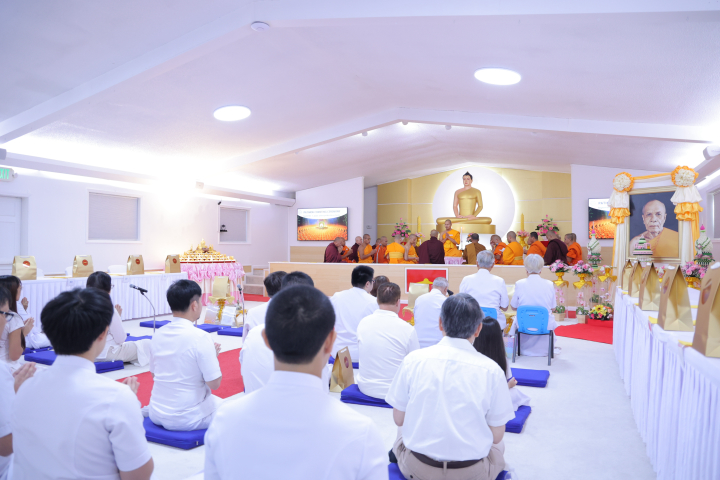 วัดพระธรรมกายจอร์เจีย จัดพิธีถวายมหาสังฆทานแด่คณะสงฆ์ 10 วัด  ทั่วรัฐจอร์เจีย