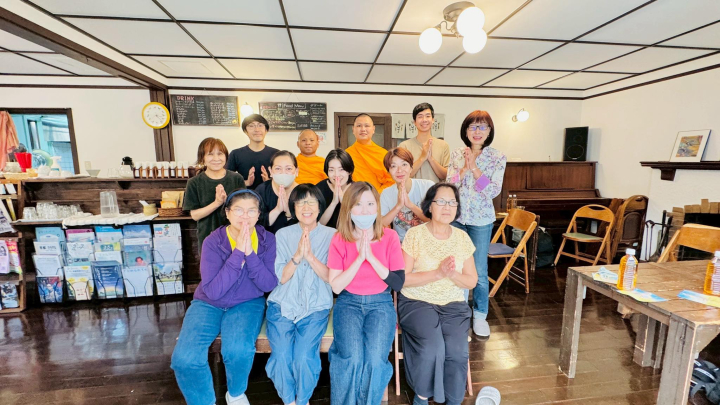 วัดพระธรรมกายโอซาก้า จัดปฏิบัติธรรมชาวญี่ปุ่น