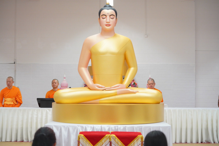 วัดพุทธนอร์ดไรน์ เวสท์ฟาเลน จัดงานบุญบูชาข้าวพระ