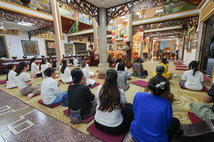 คณะสงฆ์เวียดนามร่วมกับประธานมูลนิธิธรรมกาย จัดพิธีบำเพ็ญกุศลถวายพระพันปีหลวง
