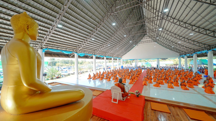 ธุดงคสถานอำนาจเจริญ จัดพิธีบรรพชา รุ่นบูชาธรรมมหาปูชนียาจารย์