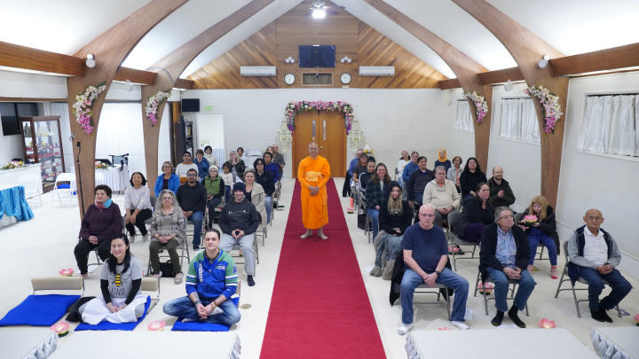 วัดพระธรรมกายซีแอตเติล จัดคลาสสมาธิแก่ชาวท้องถิ่น