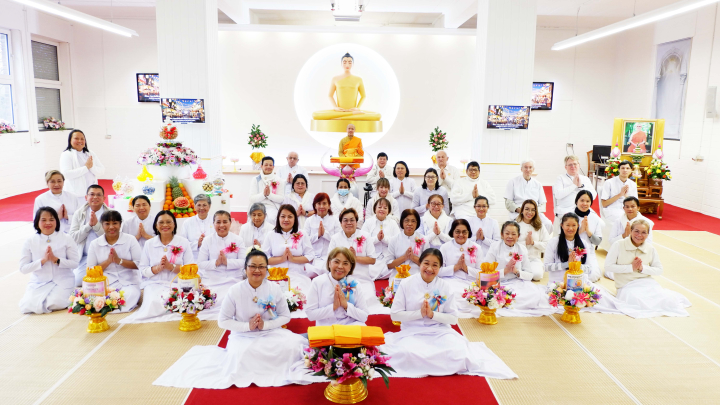 วัดพุทธนอร์ดไรน์-เวสท์ฟาเลน จัดงานบุญบูชาข้าวพระ