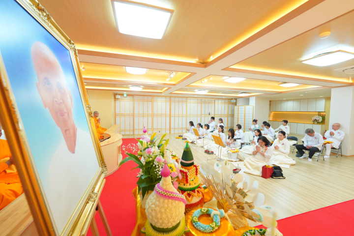 วัดพระธรรมกายโอซาก้า จัดงานบุญวันคล้ายวันเกิด 117 ปี คุณยายอาจารย์