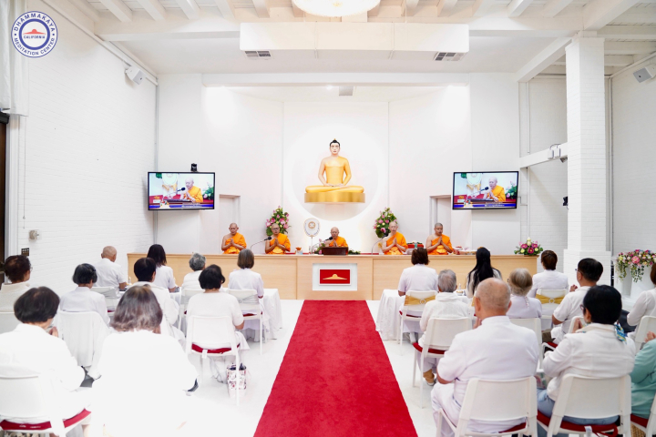 วัดพระธรรมกายแคลิฟอร์เนีย จัดพิธีถวายกองบุญเครื่องกันหนาว