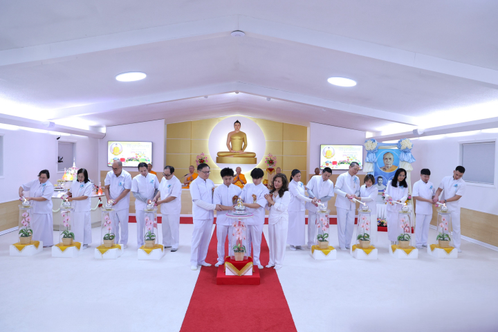 วัดพระธรรมกายจอร์เจีย จัดงานบุญบูชาข้าวพระ