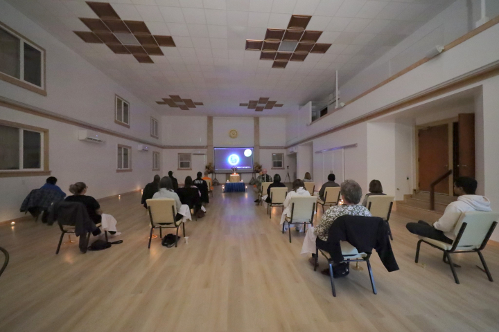 วัดพระธรรมกายแคนซัส จัดกิจกรรม Full Moon Mindfulness Meditation