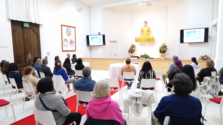 วัดพระธรรมกายแคลิฟอร์เนีย จัดกิจกรรม Full Moon Meditation