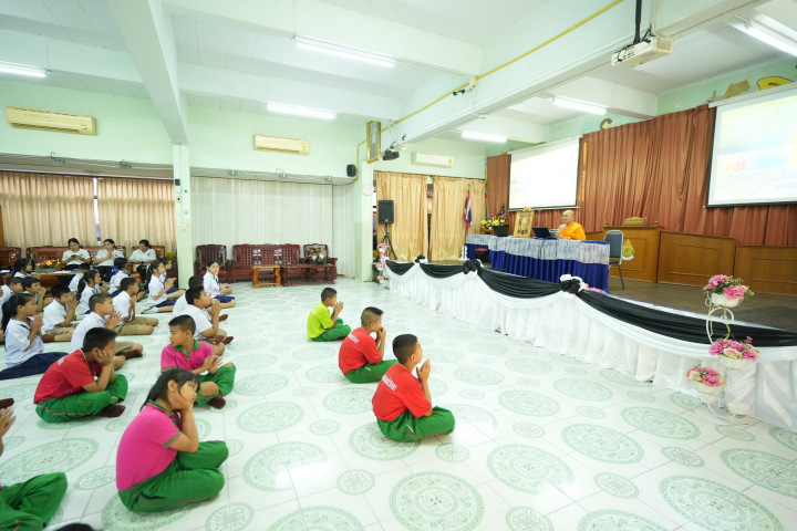 นักเรียนโรงเรียนสังข์อ่ำวิทยา เข้าร่วมโครงการโรงเรียนคุณธรรม ตามแนววิถีพุทธ