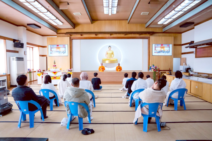 วัดป่าธรรมกายนานาชาติโทชิหงิ จัดปฏิบัติธรรมสุดสัปดาห์ รุ่นที่ 143