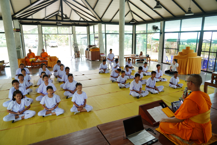 โรงเรียนเทศบาล 2 (บ้านตันหยงมะลิ) ร่วมกับศูนย์ปฏิบัติธรรมแก้วโกลก จัดกิจกรรมปฏิบัติธรรม