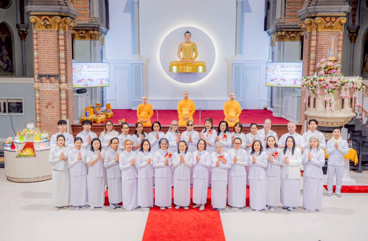 วัดพระธรรมกายเนเธอร์แลนด์ จัดงานบุญบูชาข้าวพระ