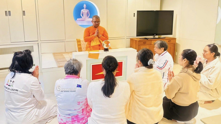 วัดพระธรรมกายลอนดอน จัดโครงการปฏิบัติธรรมพิเศษสุดสัปดาห์ รุ่นที่ 3