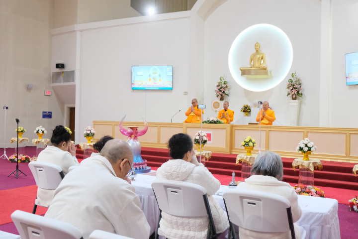วัดพระธรรมกายออเรกอน จัดกิจกรรมงานบุญวันอาทิตย์