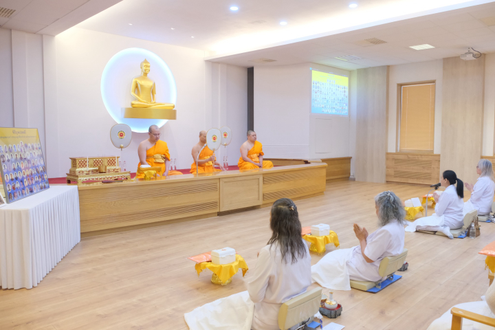 วัดพระธรรมกายบูโรส จัดพิธีบุพเปตพลี