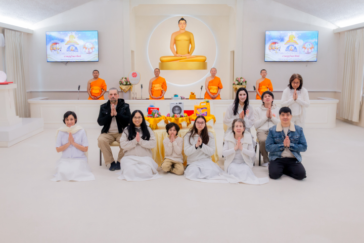 วัดพระธรรมกายนิวเจอร์ซี จัดงานบุญวันอาทิตย์