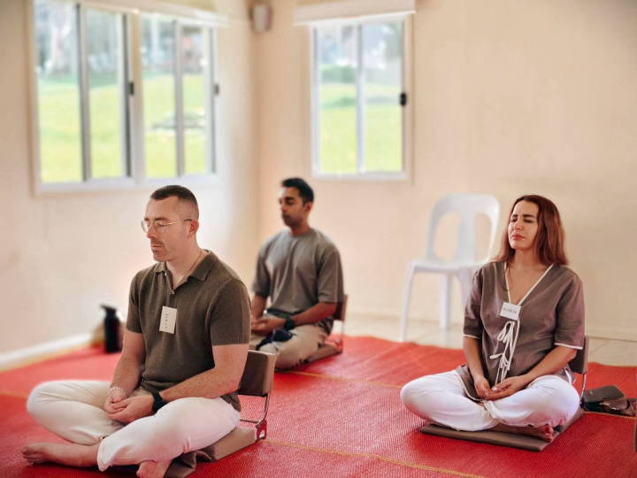 วัดพระธรรมกายนครซิดนีย์ จัดโครงการ One Day Meditation ให้กับชาวท้องถิ่น