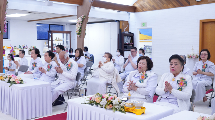 วัดพระธรรมกายซีแอตเติล จัดงานบุญบูชาข้าวพระ