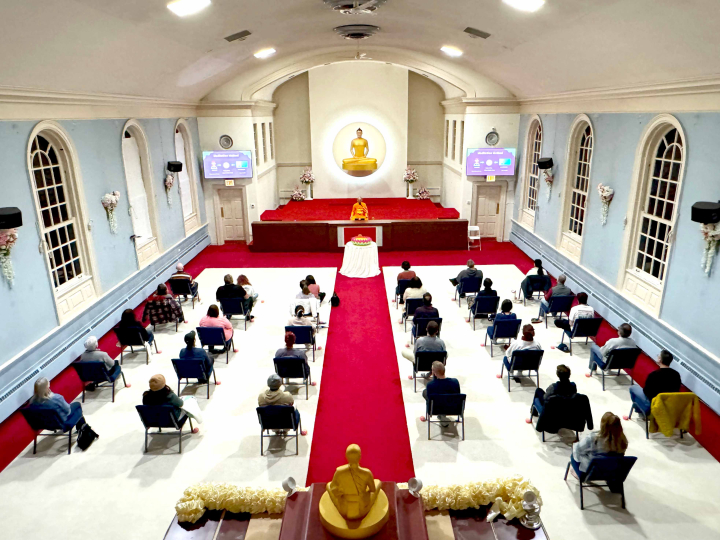 วัดพระธรรมกายชิคาโก จัดกิจกรรม Moonlight Meditation 