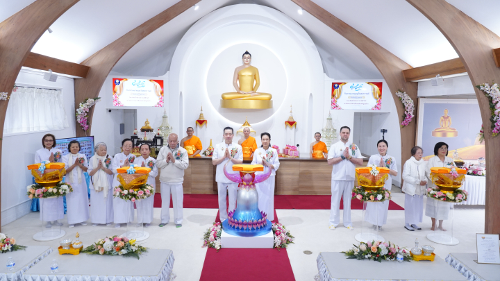 วัดพระธรรมกายซีแอตเติล  จัดงานบุญวันอาทิตย์ และงานวันสงกรานต์