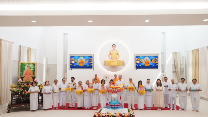 วัดพระธรรมกายฟลอริดา จัดพิธีมุทิตาอายุวัฒนมงคล 82 ปี หลวงพ่อธัมมชโย