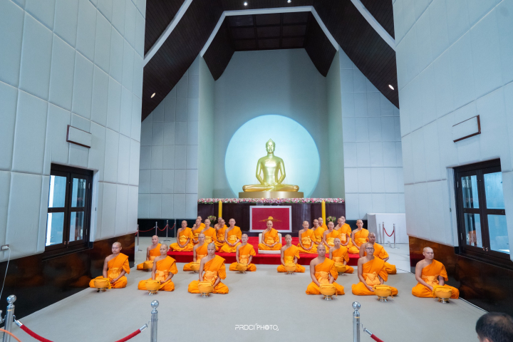 พิธีอุปสมบทสามเณรเตรียม DCI รุ่นที่ 23 ณ อุโบสถพระไตรปิฎก วัดพระธรรมกาย