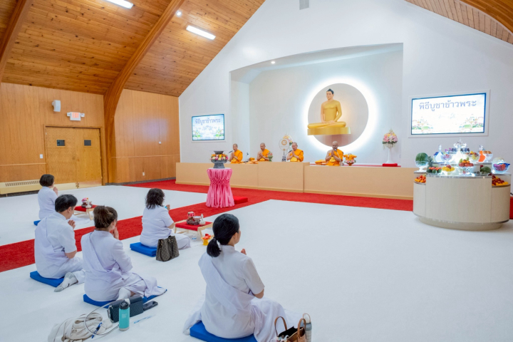 วัดพระธรรมกายมินเนโซตา จัดงานบุญบูชาข้าวพระ