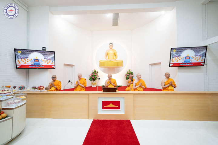 วัดพระธรรมกายแคลิฟอร์เนีย จัดงานบุญบูชาข้าวพระ