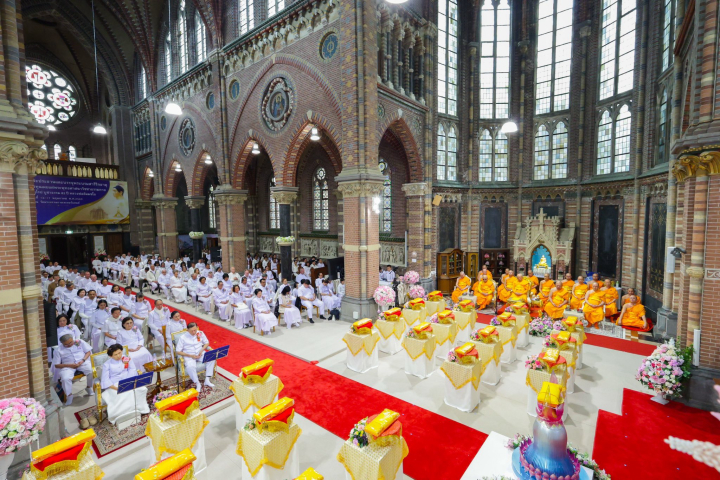 30 วัดทั่วยุโรป ร่วมจัดงานสัมมนานานาชาติ เพื่องานเผยแผ่พระพุทธศาสนาวิชชาธรรมกาย บูชาธรรมหลวงพ่อธัมมชโย  