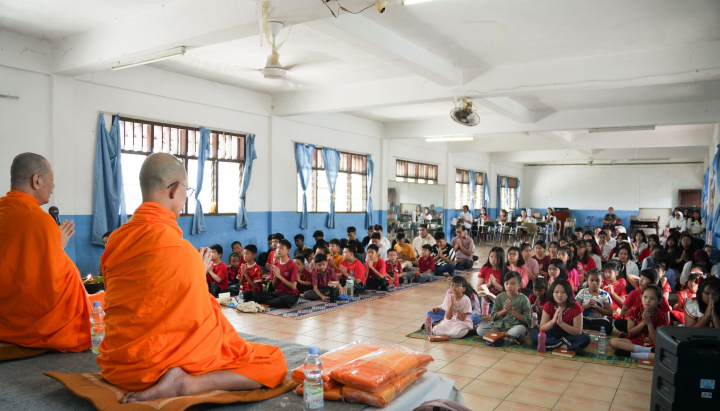 กิจกรรมเนื่องในวันวิสาขบูชา ณ โรงเรียนสิงโงสารี เมืองเมดาน อินโดนีเซีย