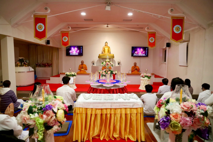 วัดพระธรรมกายโอ๊คแลนด์ จัดงานบุญเนื่องในวันวิสาขบูชา